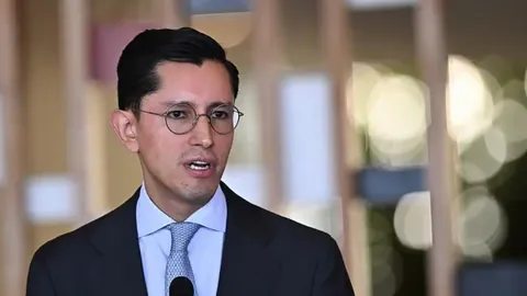 电竞产业政策利好，市场规模持续增长